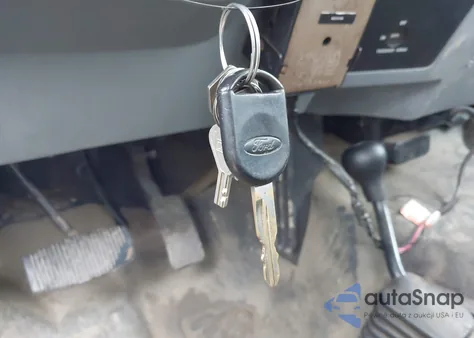 2012 Ford F-250 Xl z USA, uszkodzony, nr VIN 1FTBF2B69CEB52712